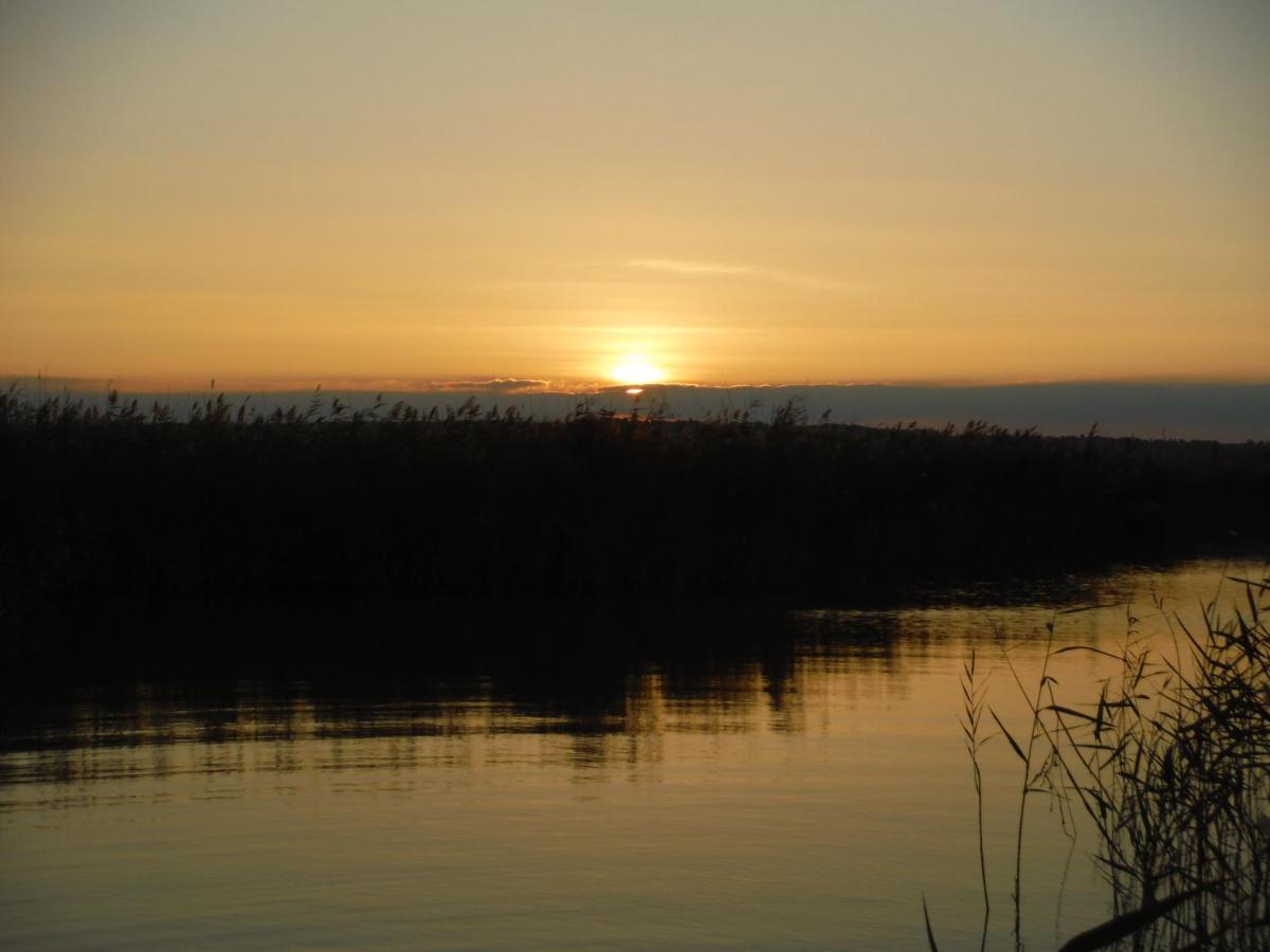 Pfahlbau Rust/Neusiedlersee Sunset I Villa Eksteriør billede